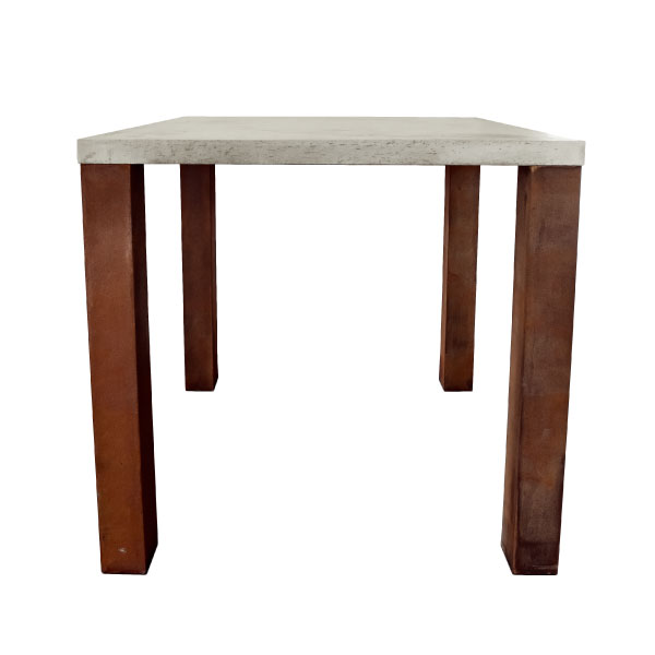 Table en bois et béton